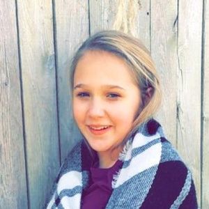 Meet your Posher, Natalie